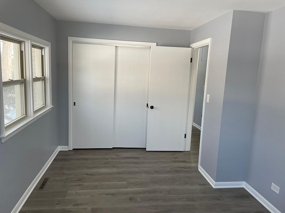 1st image of 1N605 Newton Ave