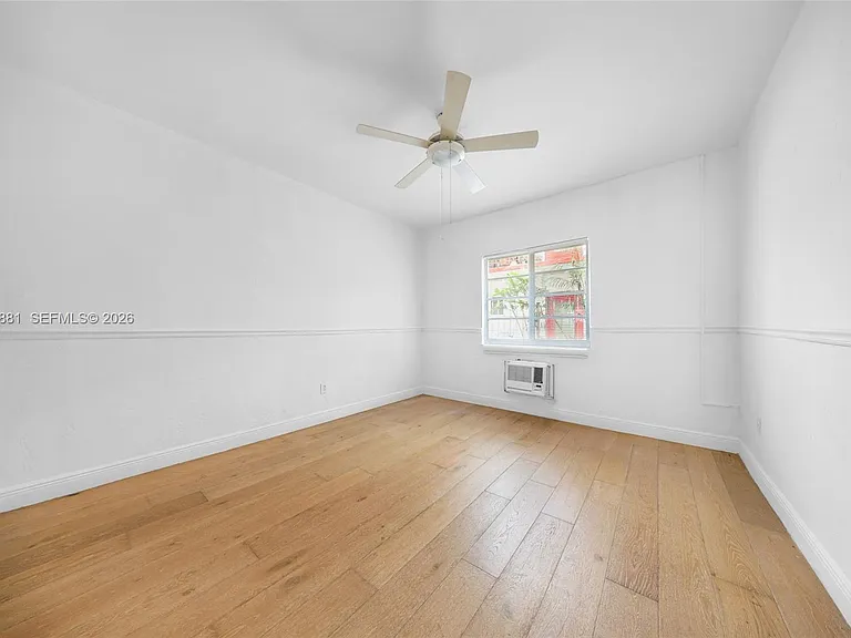 844 Jefferson Ave #2 — Photo 17