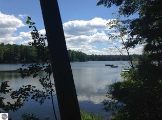 424 Highview Rd, Traverse City, MI 49686