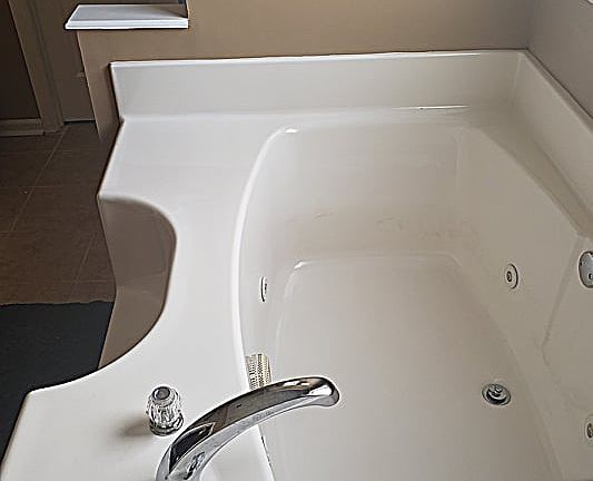 3rd image of 2814 Gatewood Dr