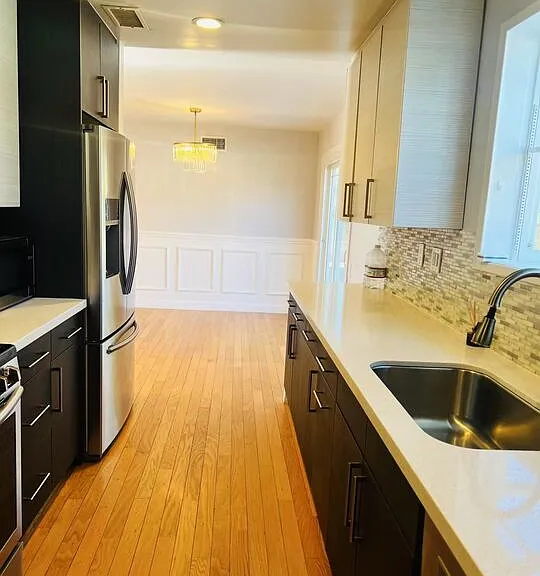 24021 Welby Way — Photo 5