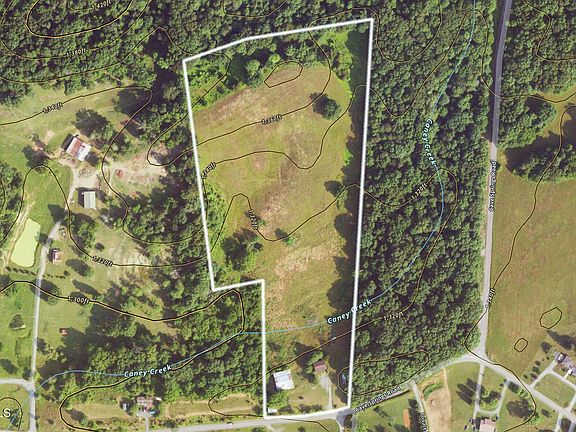 3rd image of 645 Hickory Cove Rd