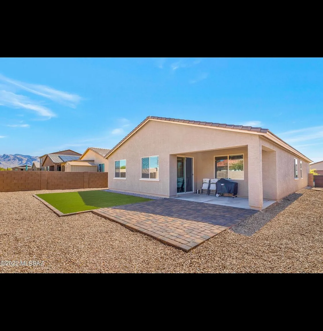 4 bed, 2167 sqft, $2,400 — Photo 2