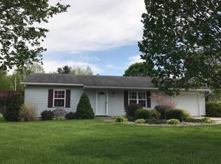 27166 Tecumseh Dr, Nappanee, IN 46550