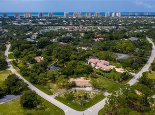 517 Ridge Dr, Naples, FL 34108