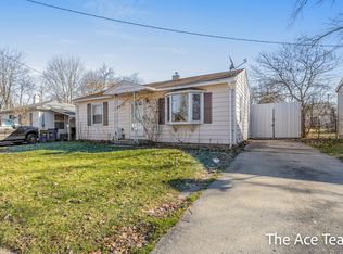 920 Woolsey Dr SW, Grand Rapids, MI 49503