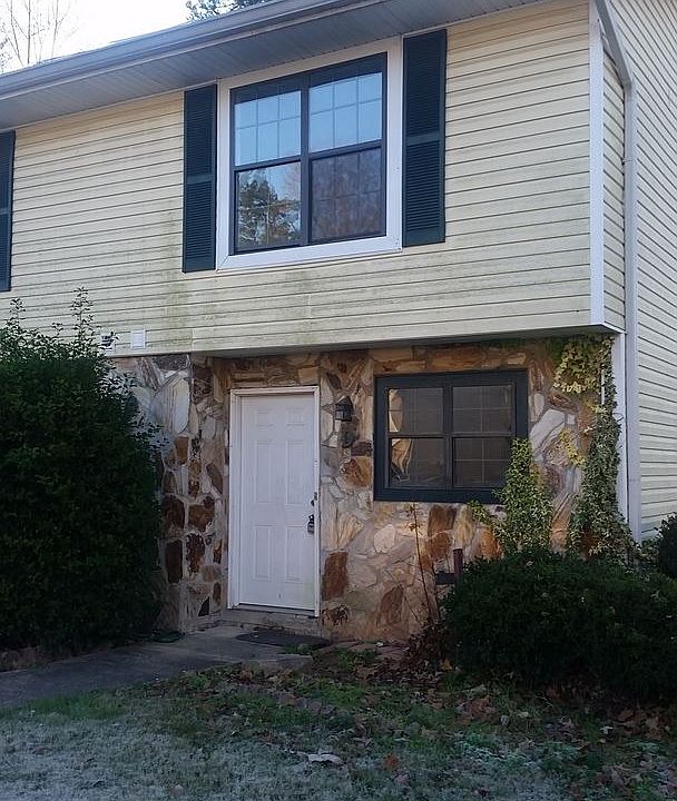 1st image of 2502 Hidden Cove Ct APT C