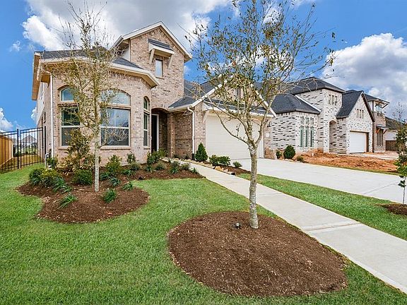 4th image of 923 Orange Zest Ln