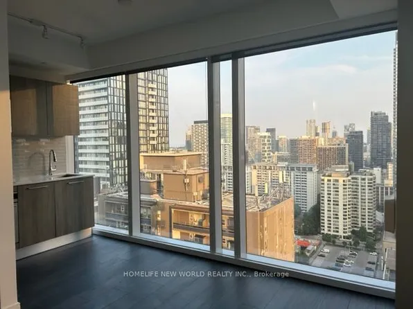 3 Gloucester St, Toronto, ON