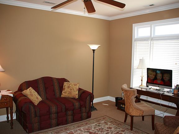 Living Room/Office