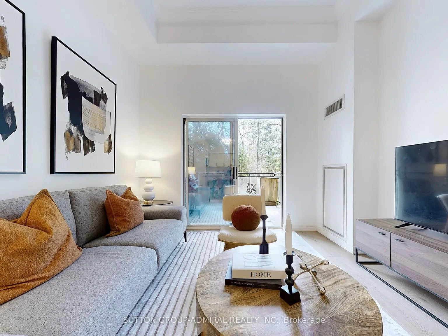 2 bed, $2,500 — Photo 4