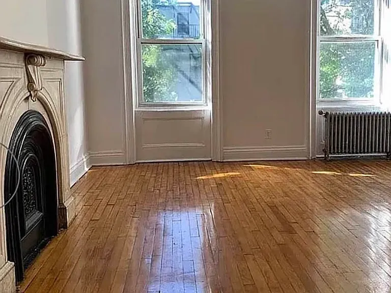 64 Livingston St #8 — Photo 2