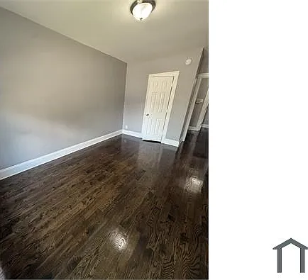 1311 W 82nd St — Photo 5