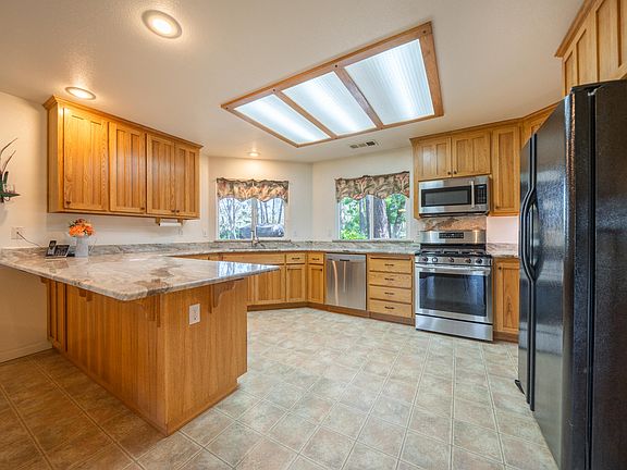 5th image of 27577 Camino Real