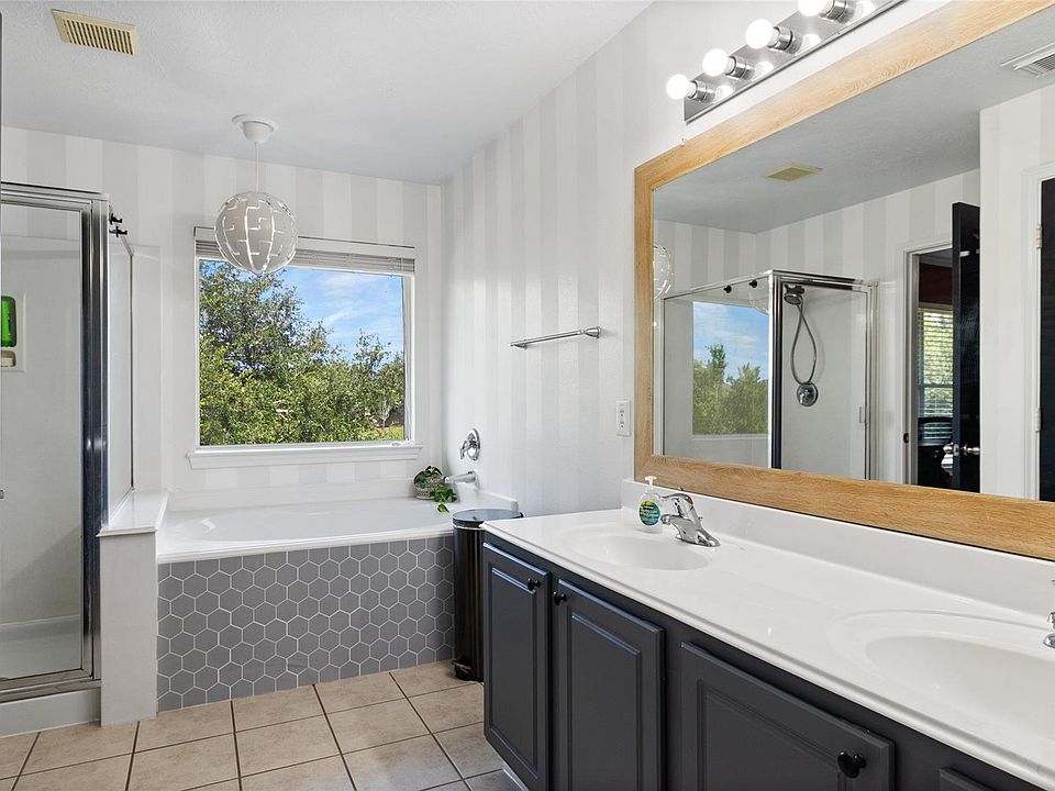 1st image of 417 Folk Crest Ln
