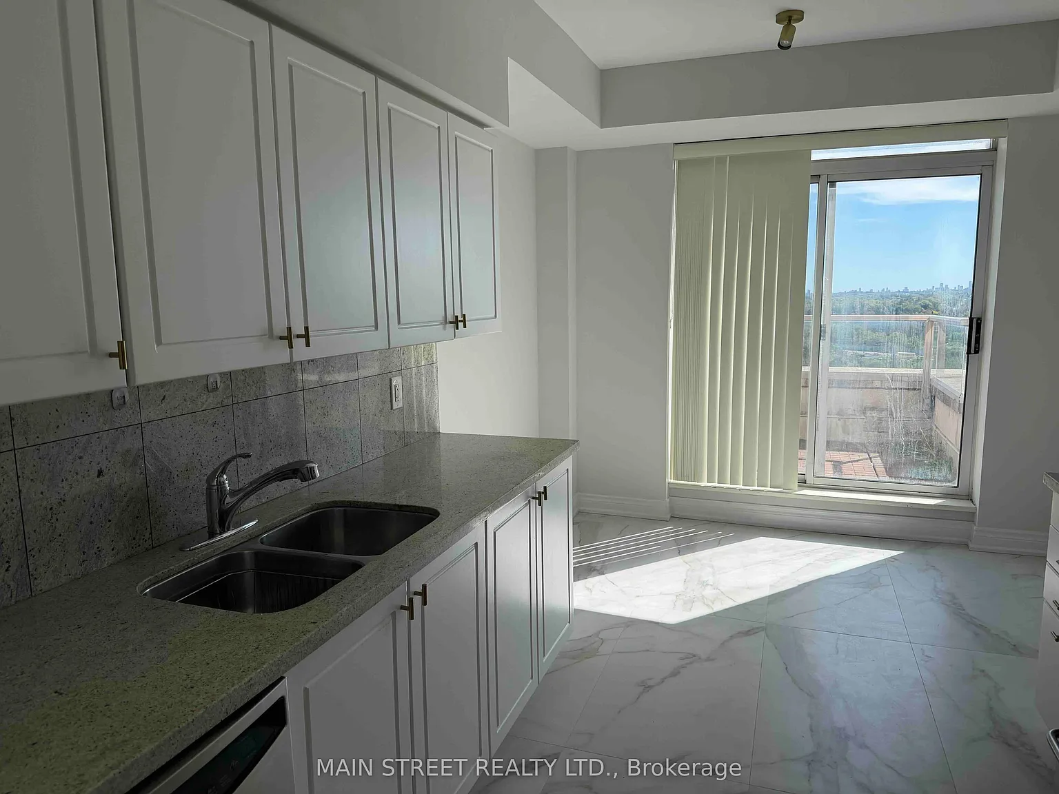 3 bed, $4,800 — Photo 3