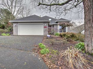 13777 Regency Ct, Lake Oswego, OR