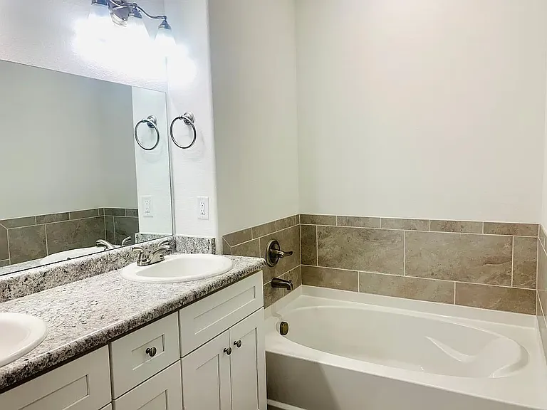 11250 Florence St #16F — Photo 13
