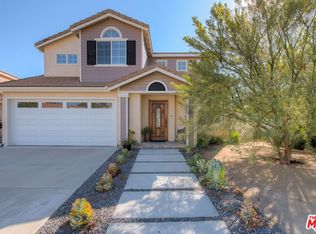 6200 Nestle Ave, Tarzana, CA 91356