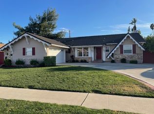 21000 Blythe St, Canoga Park, CA 91304
