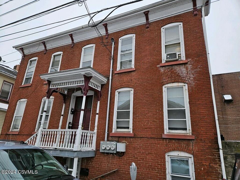 2nd image of 24 W Mahoning St