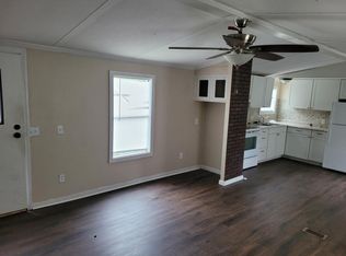 949 Oak Hill Rd, Thomasville, GA 31757