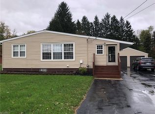 7 Biscoff Ave, Conneaut, OH 44030