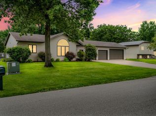 2925 Youngdale AVENUE, La Crosse, WI 54603