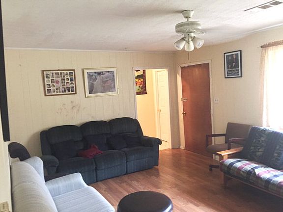 2nd image of 3922 Desoto Dr