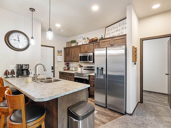 3rd image of 4416 E Whisper Ridge Pl