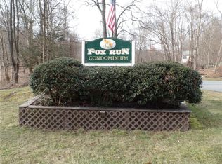 608 Fox Run Ln, Carmel, NY 10512