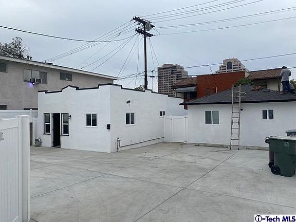 2nd image of 607 N Jackson St #607