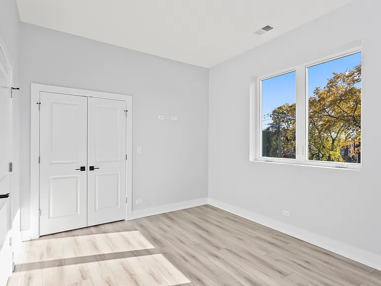 6453 S Ingleside Ave #3S — Photo 9