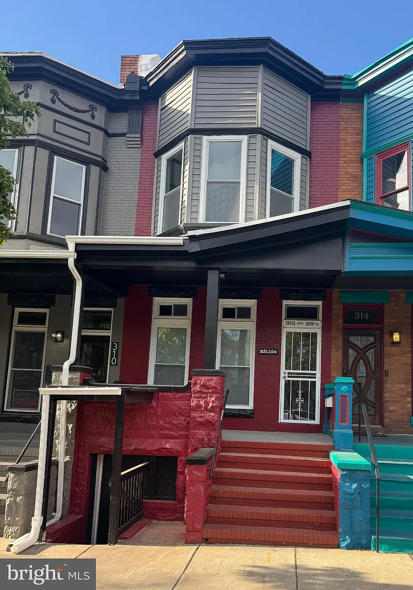Building Photo - 312 E 25th St