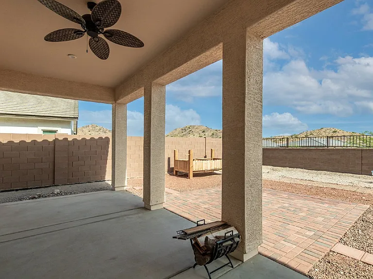 8833 S 167th Ln — Photo 27