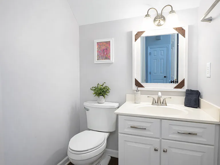 10315 Rougemont Ln — Photo 25