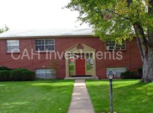 2366 S Linden Ct APT B, Denver, CO 80222
