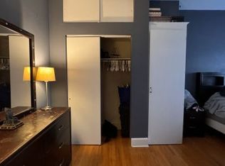 2018 Spruce St APT 4, Philadelphia, PA 19103