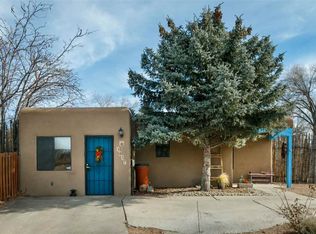 1037 Camino De Chelly, Santa Fe, NM 87505