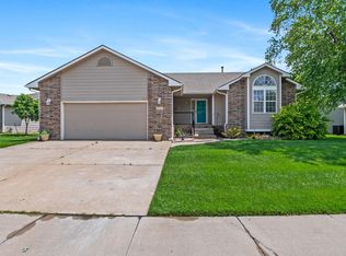 2326 N Covington St, Wichita, KS 67205