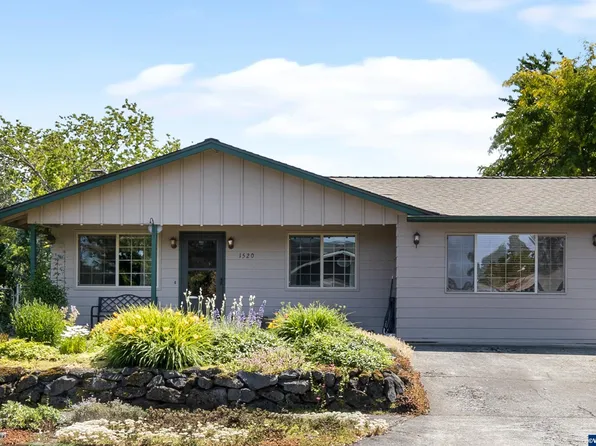 1520 W Brett Ct, Stayton, OR 97383