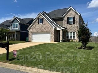 35 White Oak Pl, Smiths Station, AL