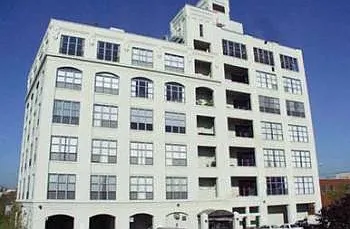 5850 Centre Ave