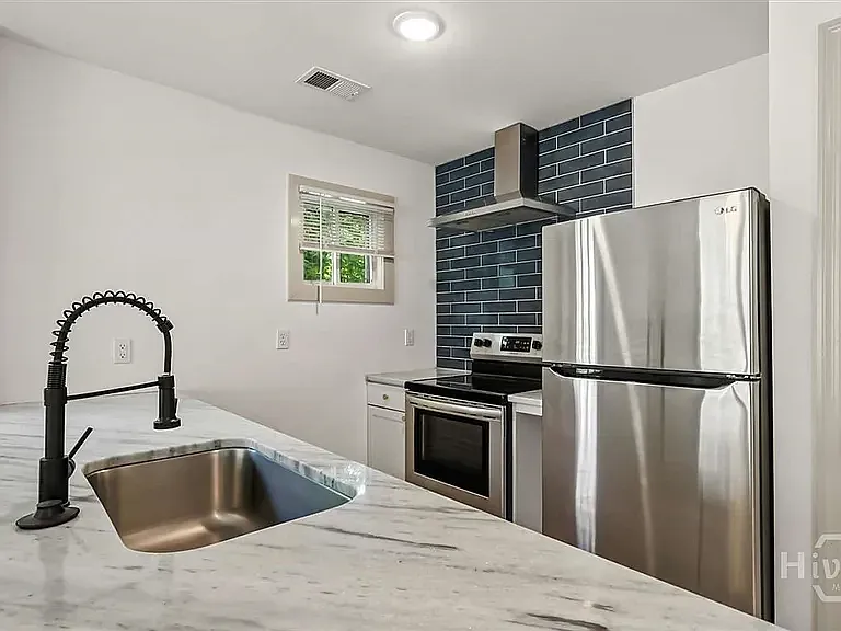 1714 Le Grand St #B — Photo 5