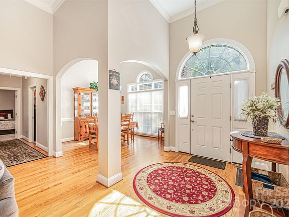 4th image of 3757 Ayrshire Ct