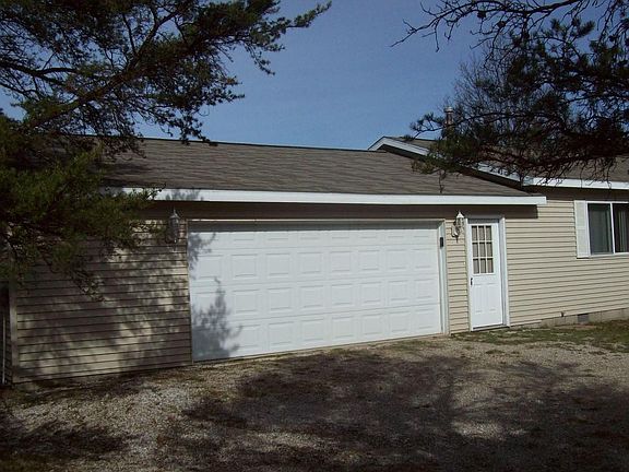 2nd image of 2456 Brett Allan Ln