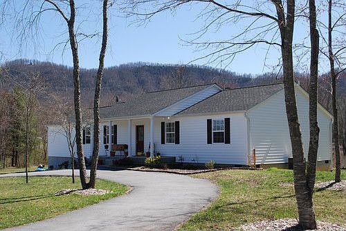 1st image of 40 Shadow Valley Dr