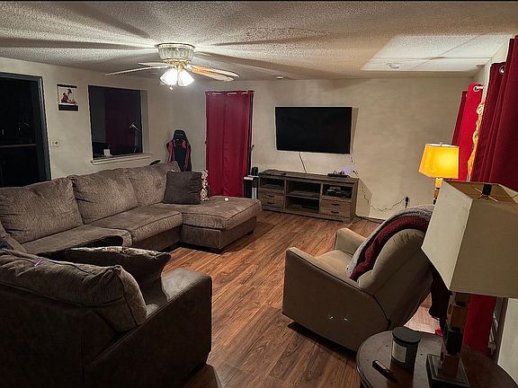 4th image of 3805 Barlow Rd