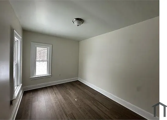 12403 Ferris Ave — Photo 3