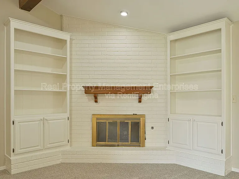 7016 Stonycreek Dr — Photo 5